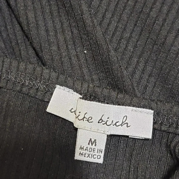 BLACK Soft Ribbed Criss Cross Tank Top Blouse Undershirt‎ Basic Summer Classic M - Picture 4 of 5